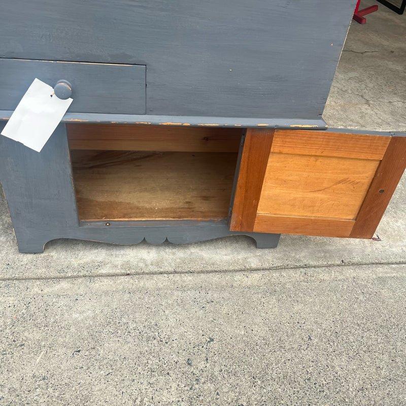 Cabinet (Floor Size)