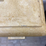 Table (Accent)