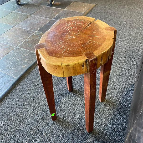 Table (Accent)