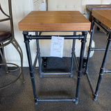 Wood Stand (Plant)