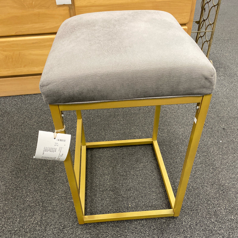 Stool (Bar - No Back)