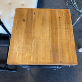Wood Stand (Plant)