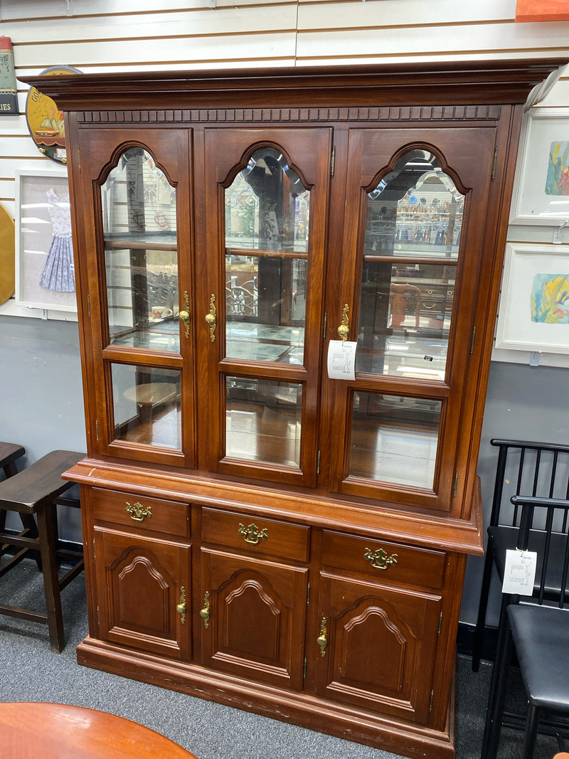 Wood Cabinet (China)