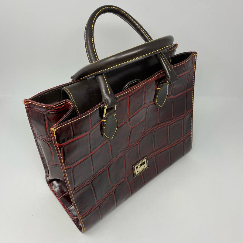 Dooney & Bourke designer  purse
