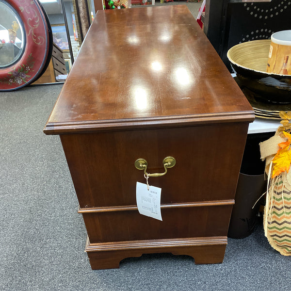 Wood Trunk / Chest (floor sz)