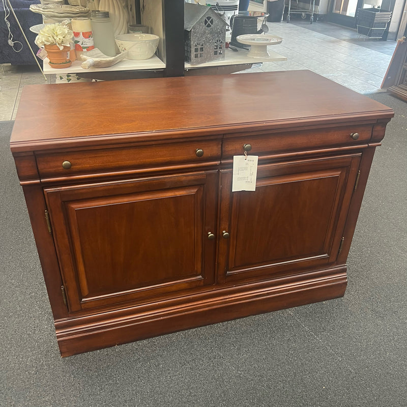 Cabinet (Floor Size)