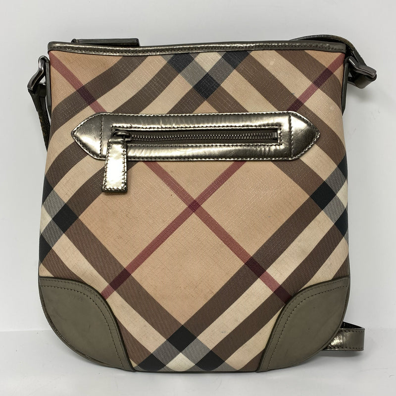 Burberry designer  purse