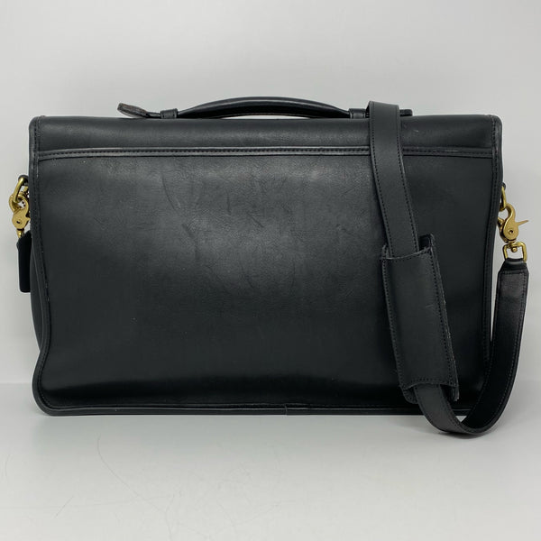 Coach designer travel