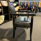 Captain's chair