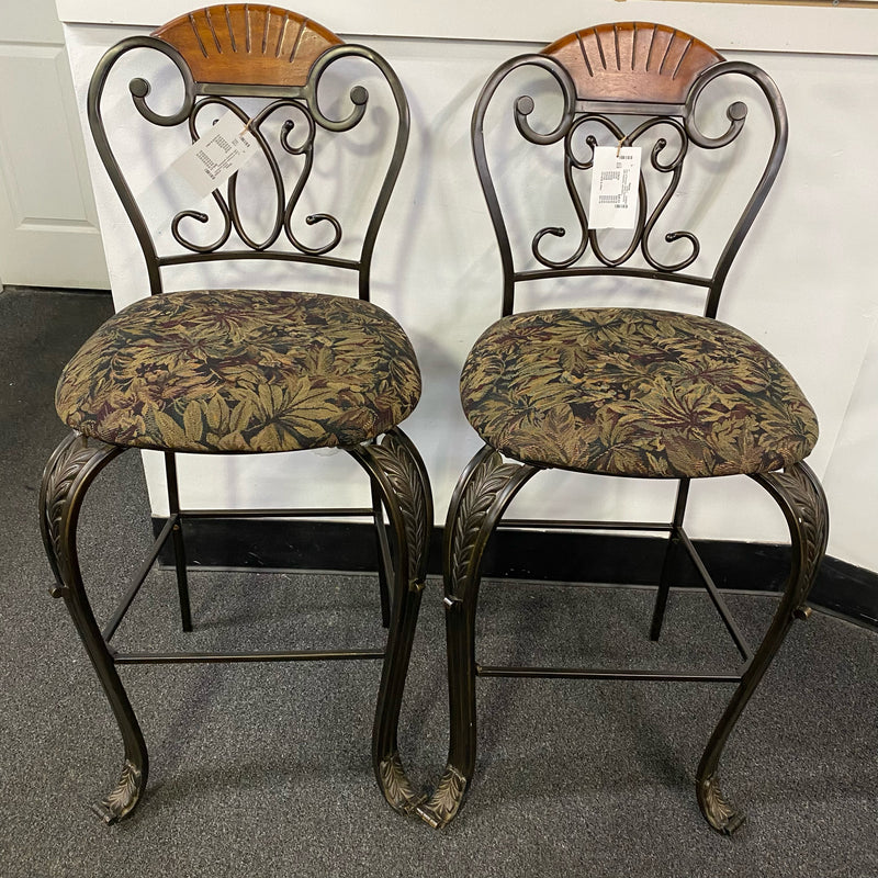 Metal Stool (Bar - With Back)