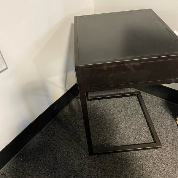 Metal Table (Accent)