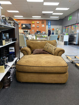 Chaise (Indoor)