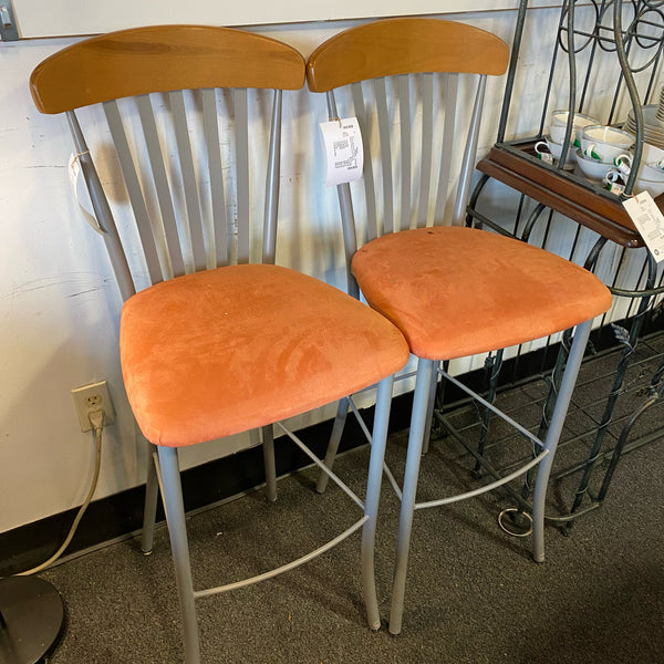 Metal and fabric Stool (Bar - With Back)