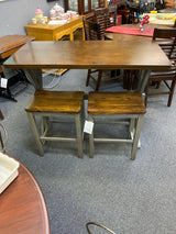 Table ( W/ Chairs)