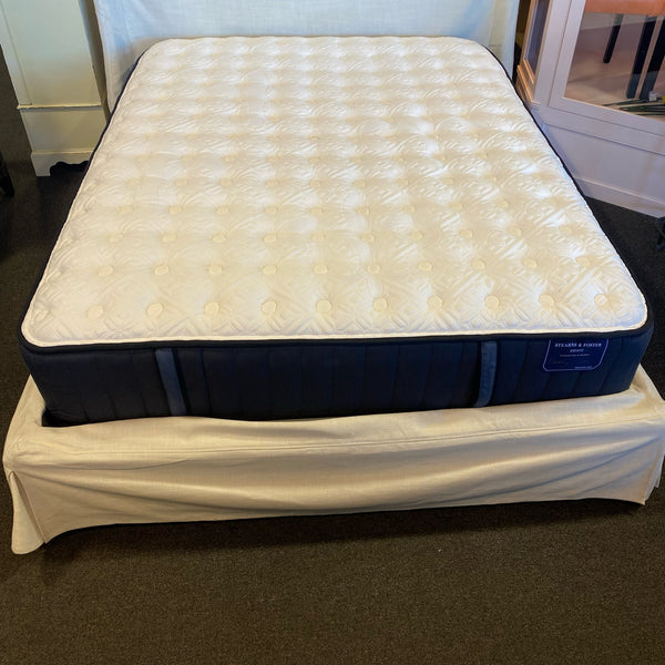 Fabric Bed (Queen)