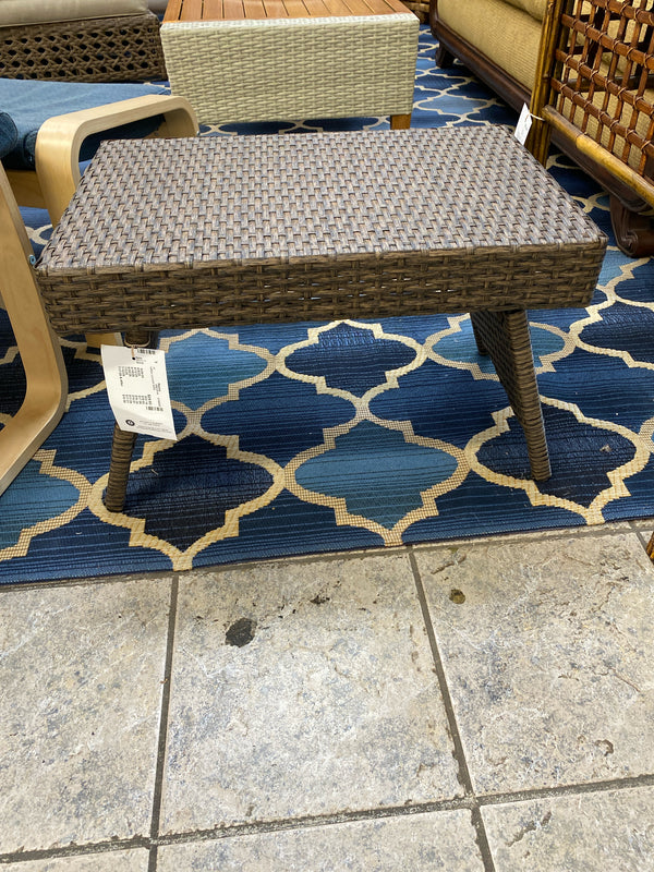 White Gold Table (Accent)