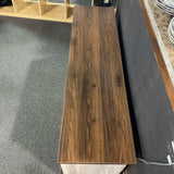 Wood Stand (TV)