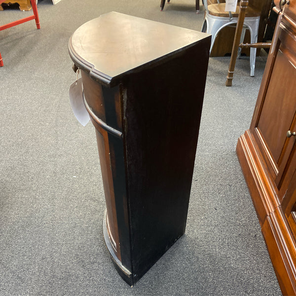 Cabinet (Floor Size)