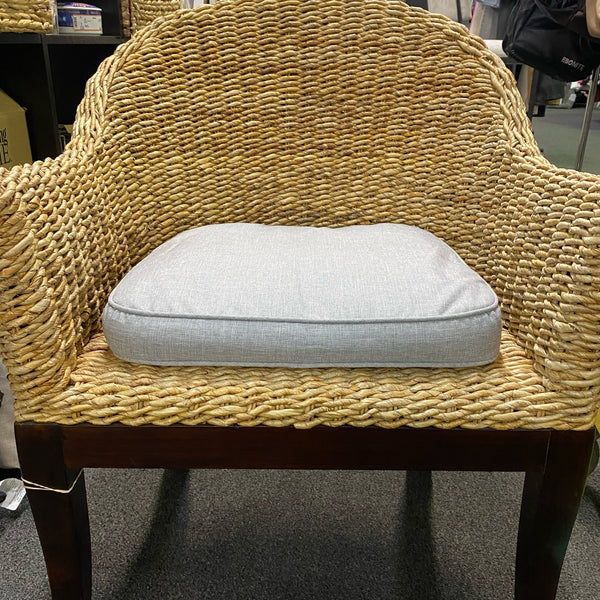 Wicker and wood Chair (Accent - single)
