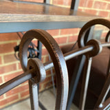 Table (Accent)