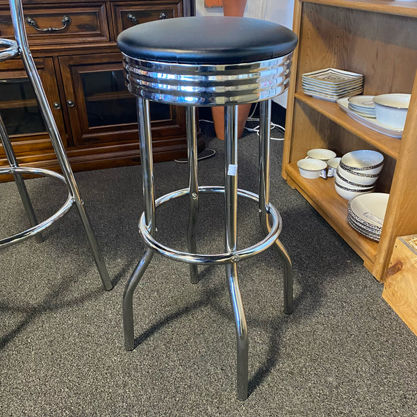 Metal Table ( W/ Chairs)