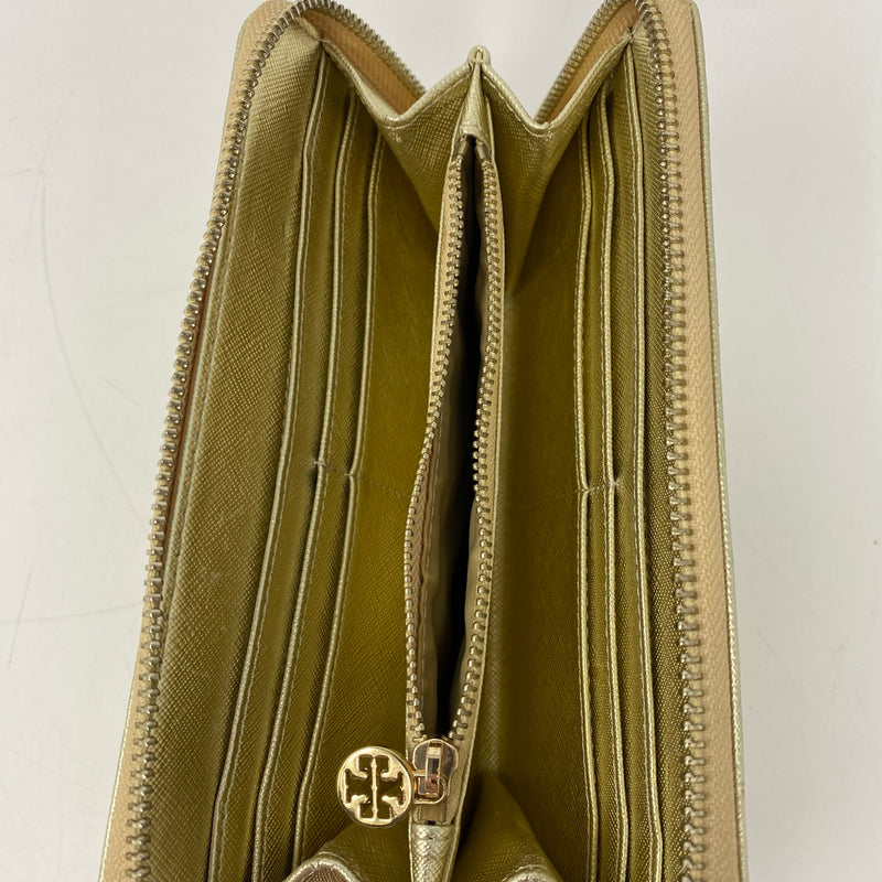 tory burch designer  wallet